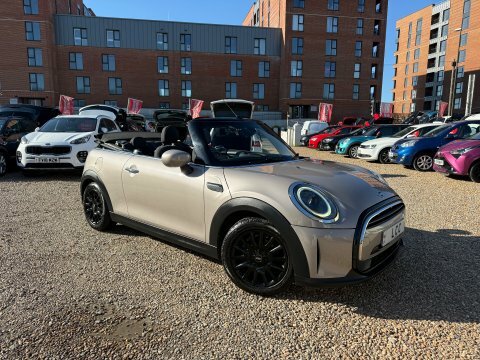 Mini Convertible Cooper ..Full 