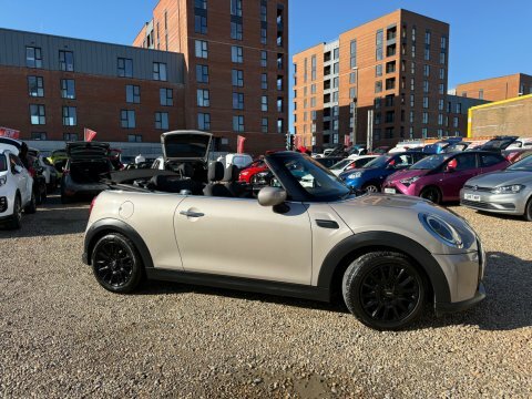 Mini Convertible Cooper ..Full #2