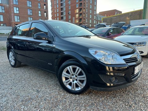 Vauxhall Astra Elite.. 16 