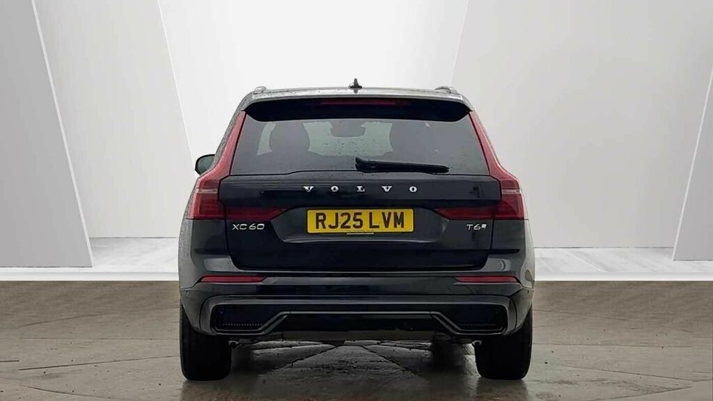 Volvo XC60 Plus, T6 Awd Plug-in Hybrid, Dark RJ25LVM Black #4