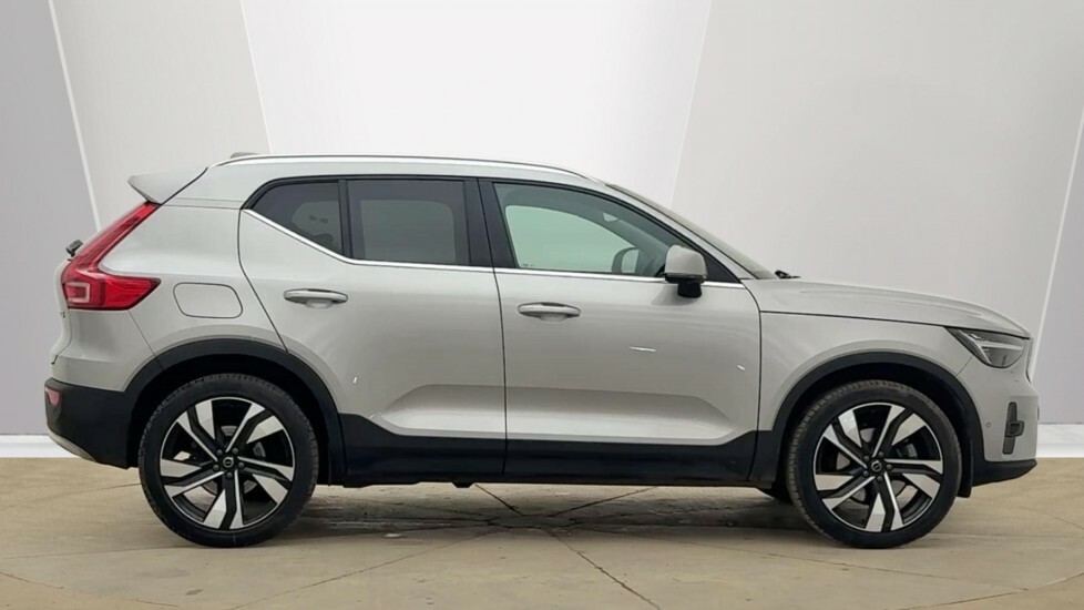 Volvo XC40 Ultra, B3 Mild Hybrid, Bright RV25POA Silver #3