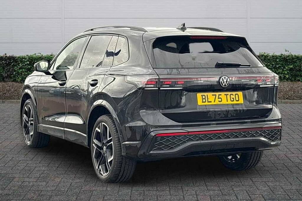 Volkswagen Tiguan 2.0 Tdi R-line Dsg BL75TGO Black #3