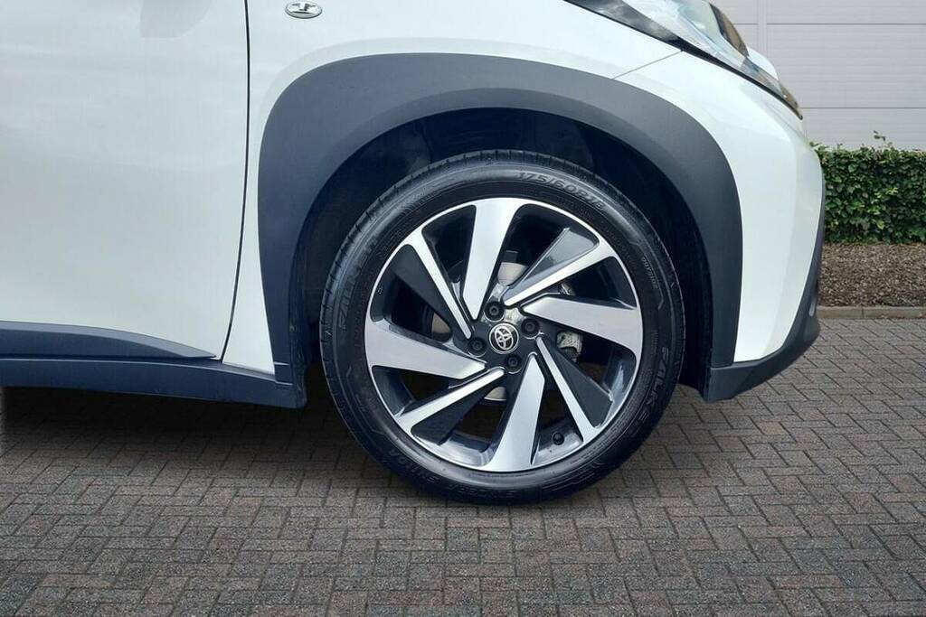 Toyota Aygo X 1.0 Vvt-i Edge KT73BDO White #6
