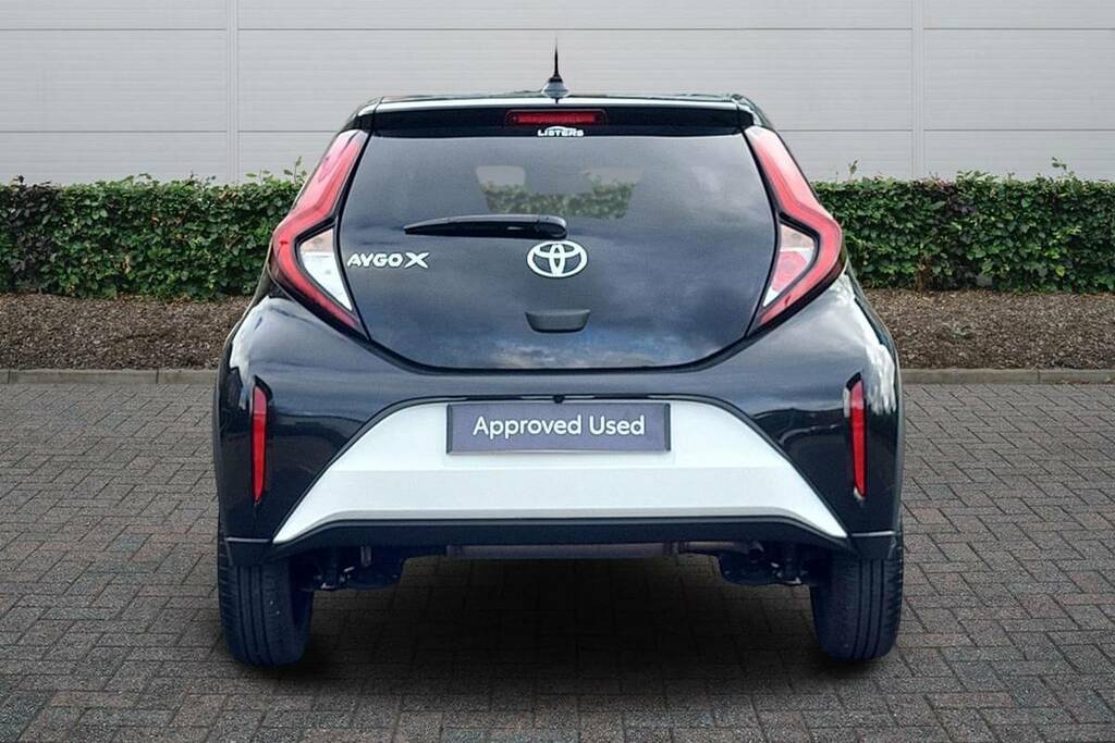 Toyota Aygo X 1.0 Vvt-i Edge KT73BDO White #4