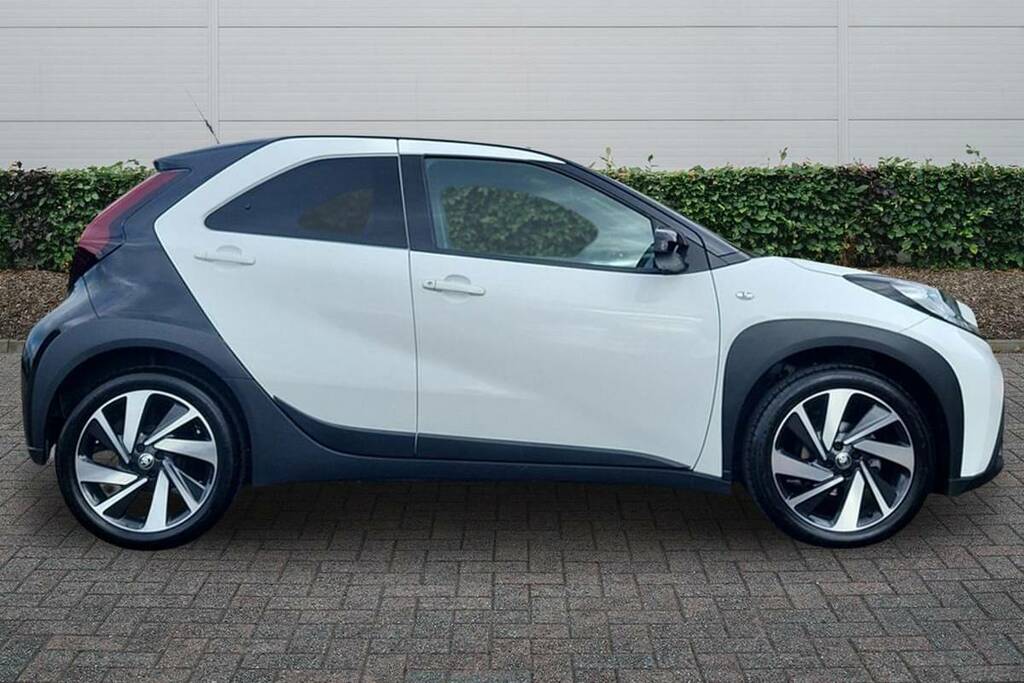 Toyota Aygo X 1.0 Vvt-i Edge KT73BDO White #5