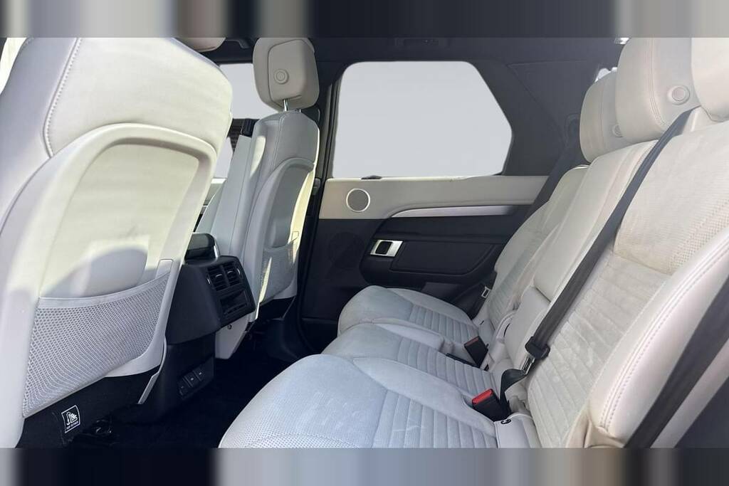 Land Rover Discovery 3.0 D300 R-dynamic Se VO23GTU Black #4