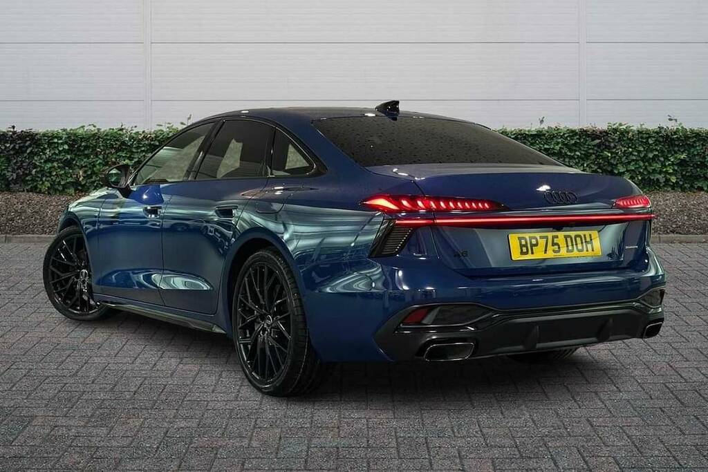 Audi A6 Saloon 2.0 E-hybrid Qtro 299 Launch Edition S Tronic BP75DOH Blue #3