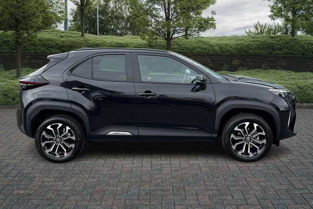 Toyota Yaris Cross 1.5 Hybrid Design Cvt FV75XTP Black #5