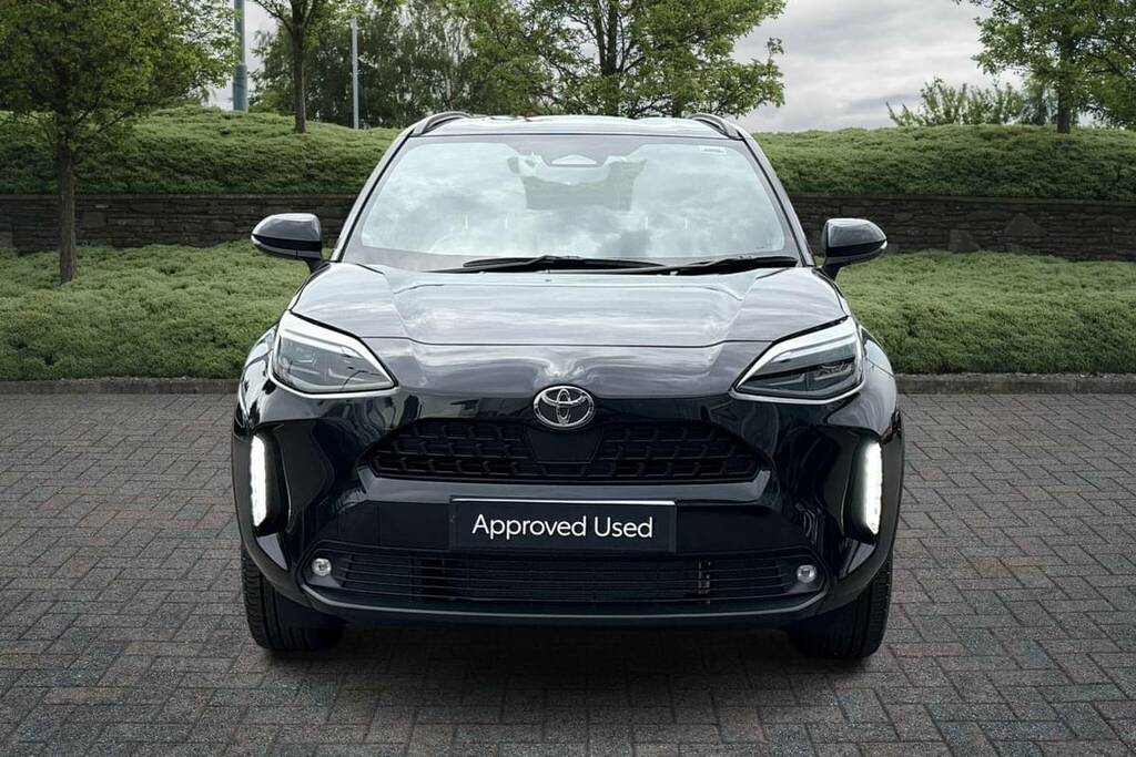 Toyota Yaris Cross 1.5 Hybrid Design Cvt FV75XTP Black #4
