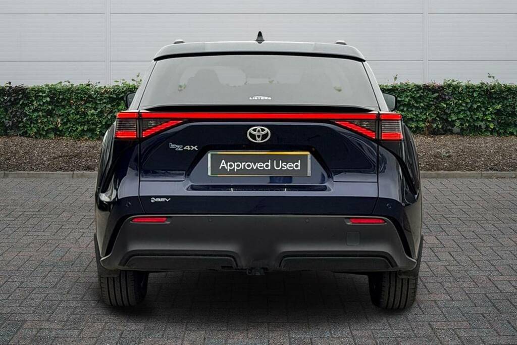 Toyota bZ4X 165Kw Design 73Kwh Blue #4