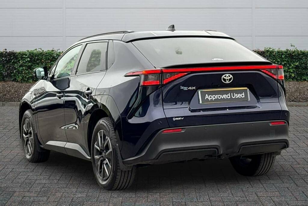Toyota bZ4X 165Kw Design 73Kwh Blue #2