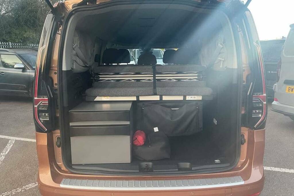 Volkswagen Caddy California Maxi 2.0 Tdi California Maxi Camper Dsg Brown #11