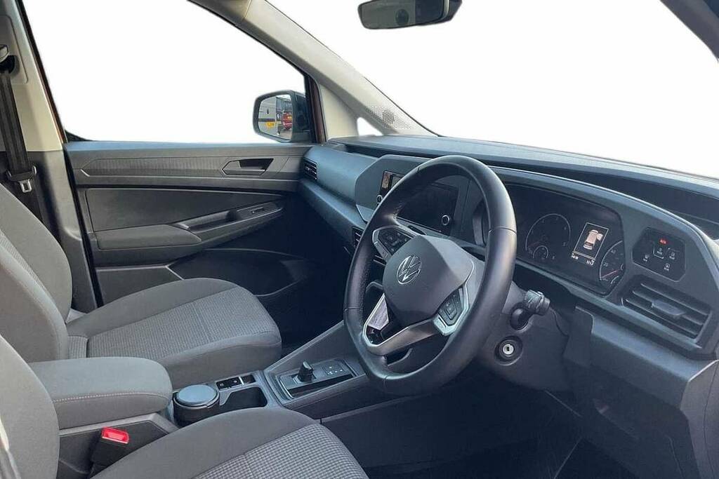 Volkswagen Caddy California Maxi 2.0 Tdi California Maxi Camper Dsg Brown #6