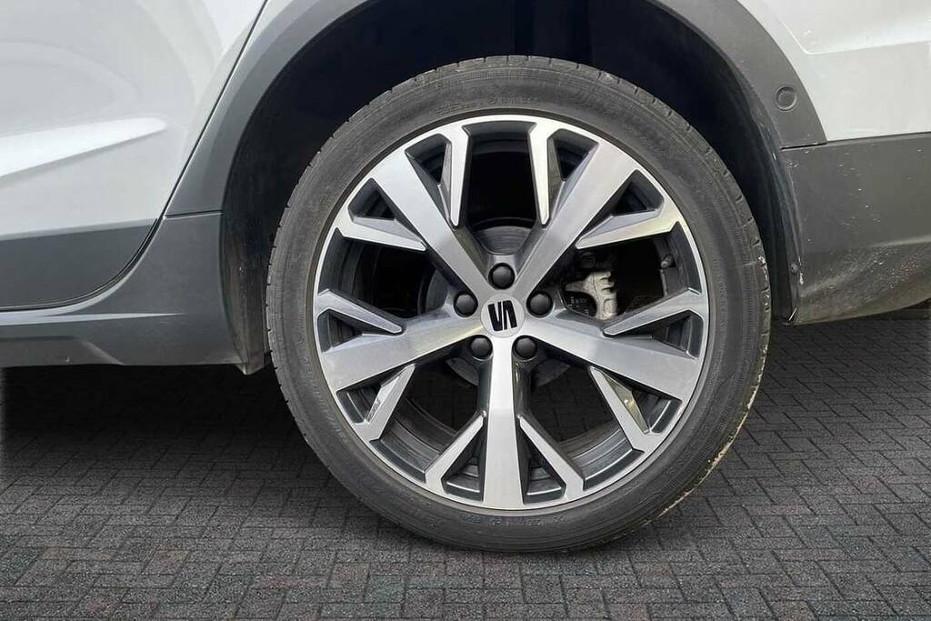 Seat Arona 1.0 Tsi 110 Xperience Lux BV22TTO White #5
