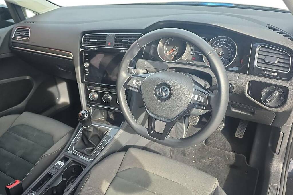Volkswagen Golf 1.5 Tsi Evo 150 Gt MP19OTC Black #4