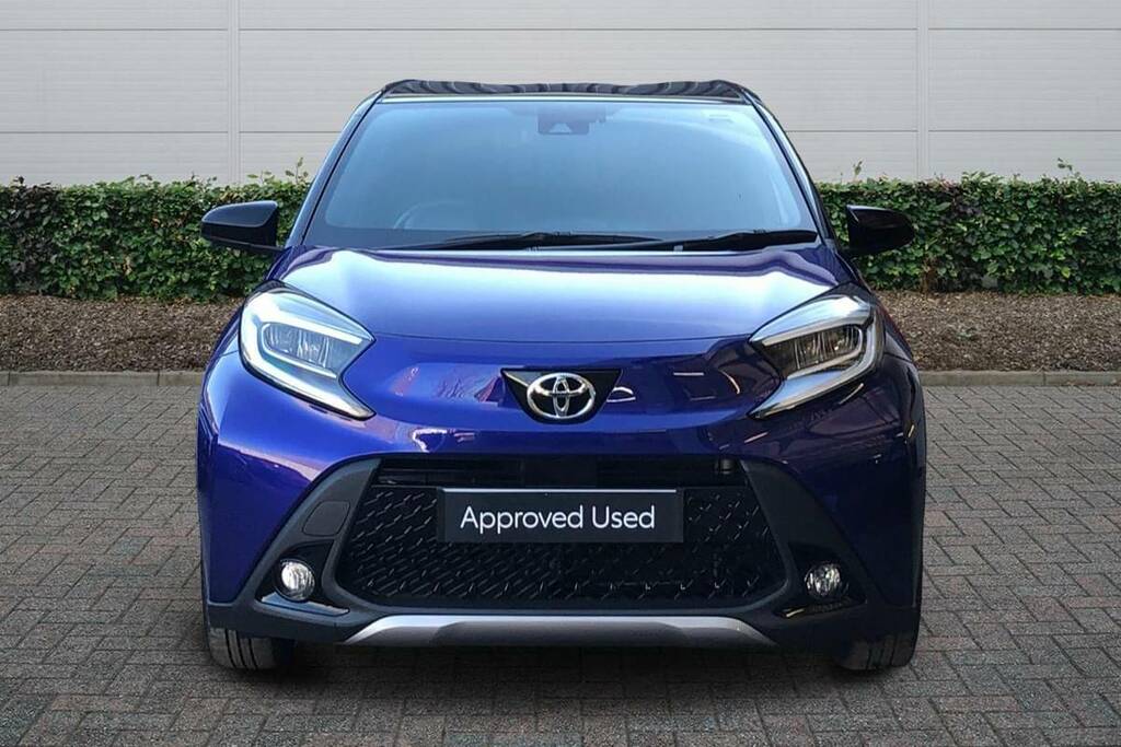 Toyota Aygo X 1.0 Vvt-i Exclusive VK73HRC Blue #3