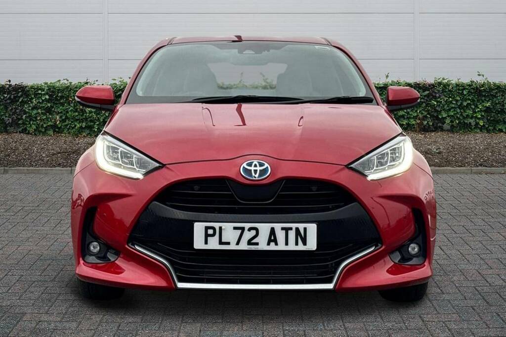 Toyota Yaris 1.5 Hybrid Excel Cvt PL72ATN Red #3