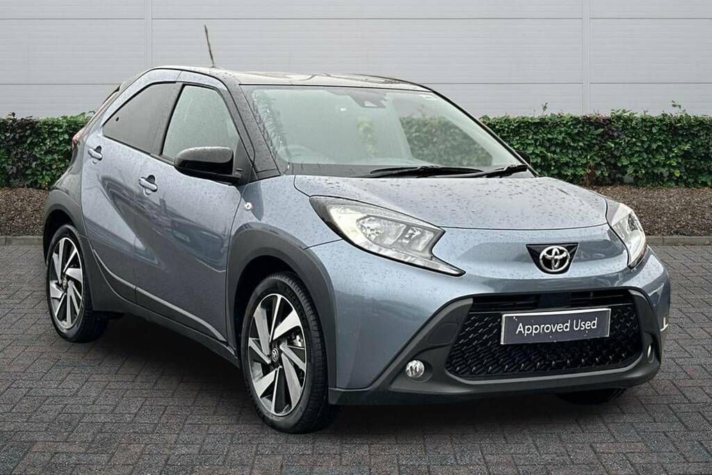 Toyota Aygo X 1.0 Vvt-i Edge BD74XMB Grey