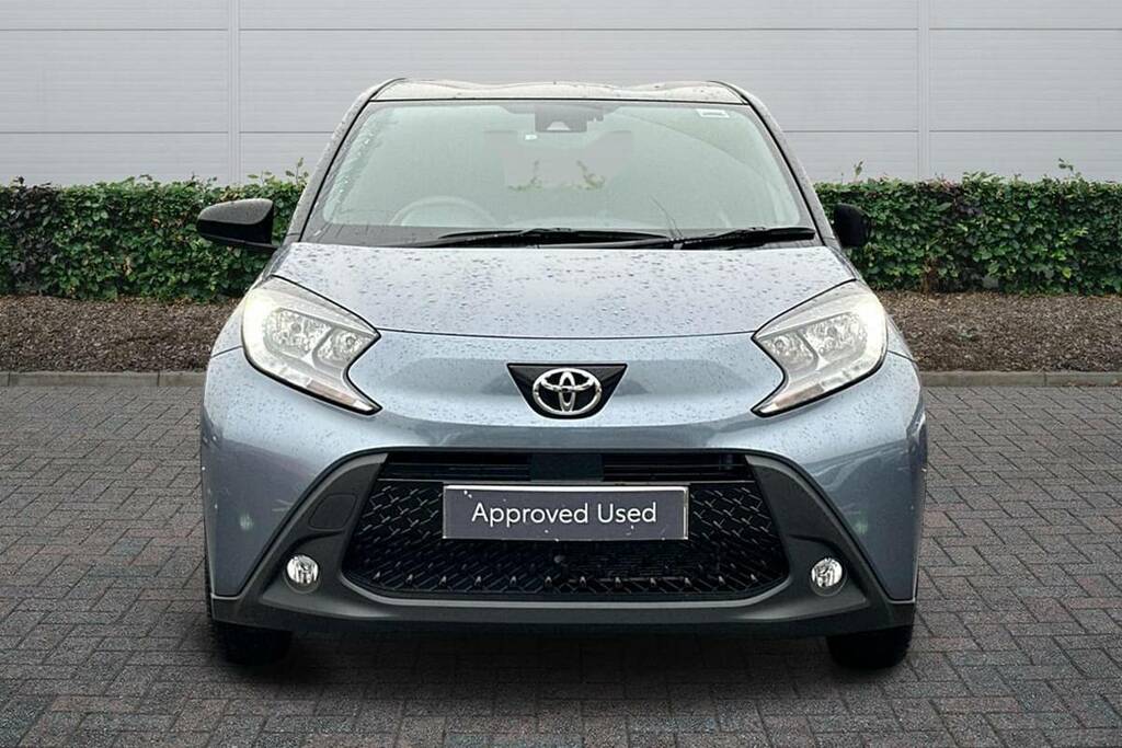 Toyota Aygo X 1.0 Vvt-i Edge BD74XMB Grey #3