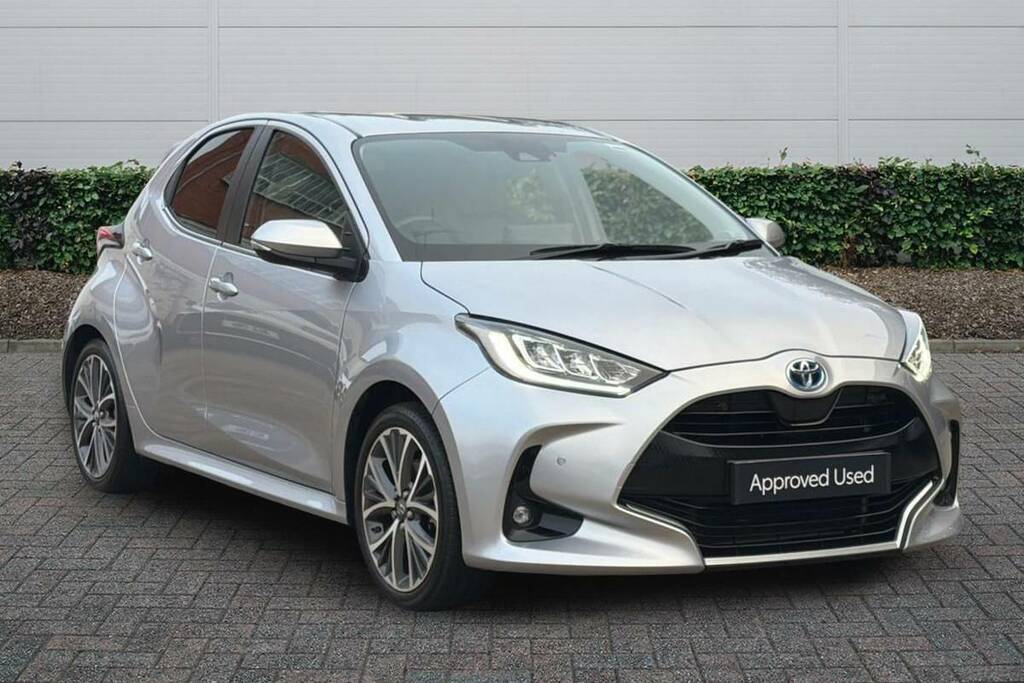Toyota Yaris 1.5 Hybrid Excel Cvt Silver