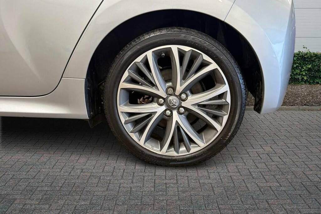 Toyota Yaris 1.5 Hybrid Excel Cvt FP72VYO Silver #6