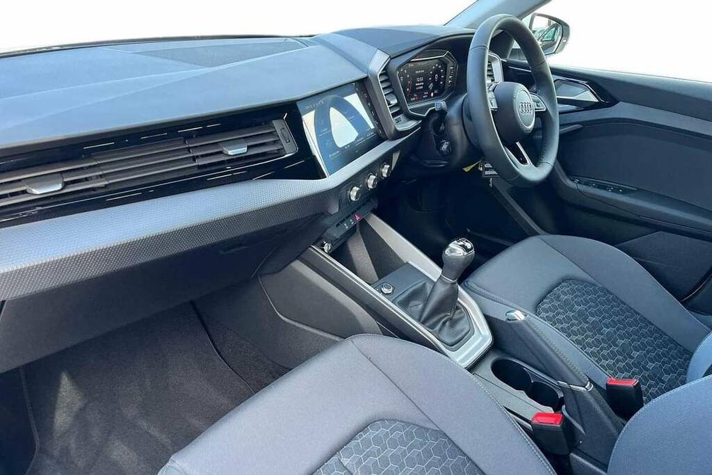 Audi A1 25 Tfsi Sport BV26EFU White #2