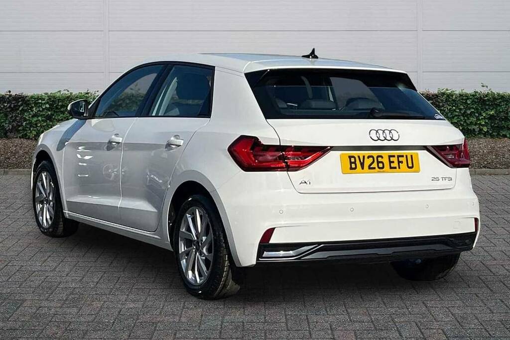 Audi A1 25 Tfsi Sport BV26EFU White #3