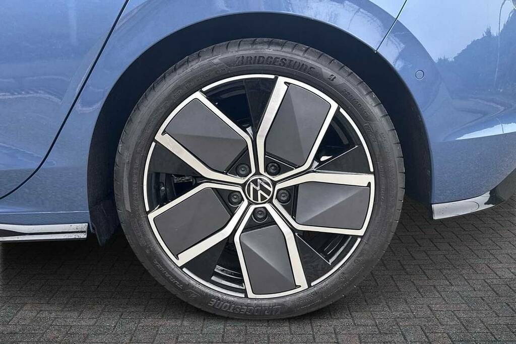Volkswagen Golf 1.5 Etsi 150 Black Edition Dsg FJ26YAV Blue #5