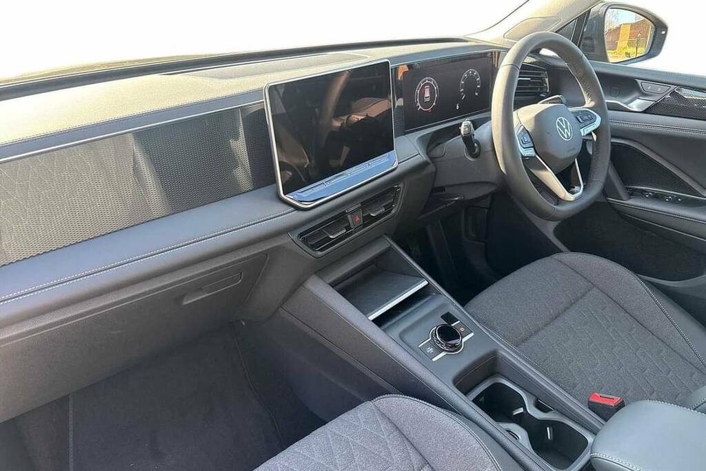 Volkswagen Tiguan 1.5 Etsi 150 Match Dsg FJ26YAG Grey #2