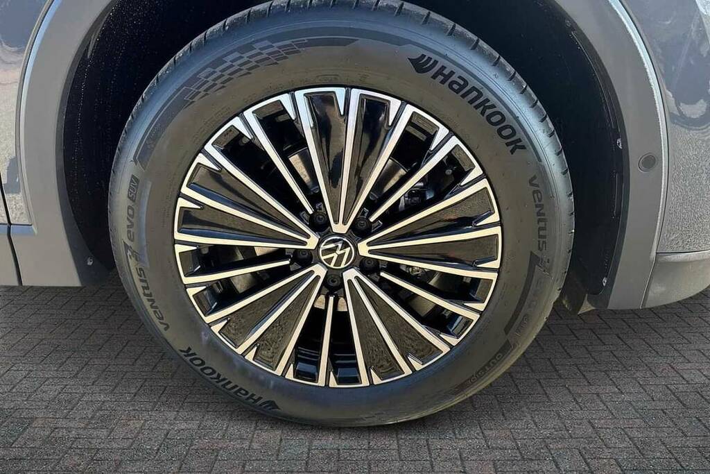 Volkswagen Tiguan 1.5 Etsi 150 Match Dsg FJ26YAG Grey #5