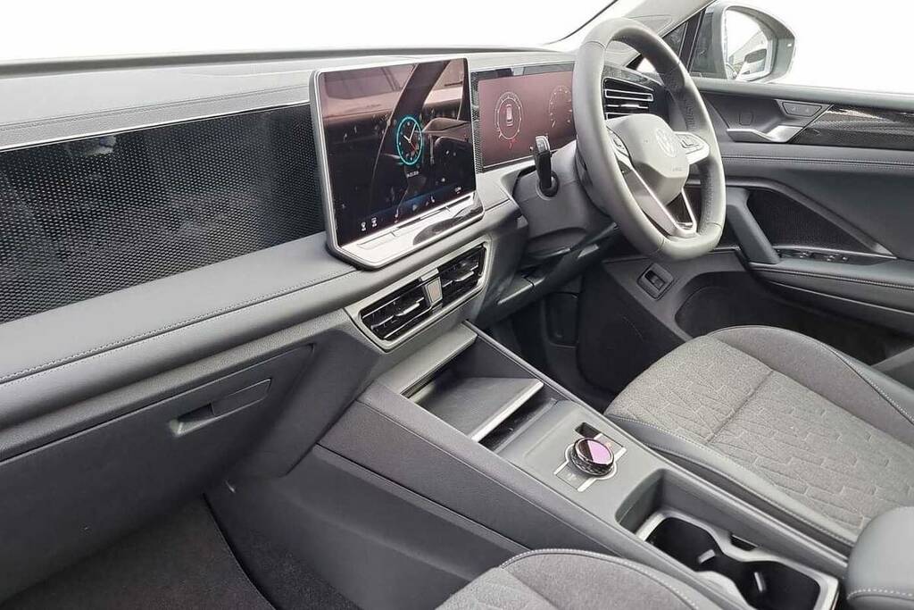 Volkswagen Tiguan 1.5 Etsi Match Dsg FJ26YAY Black #2