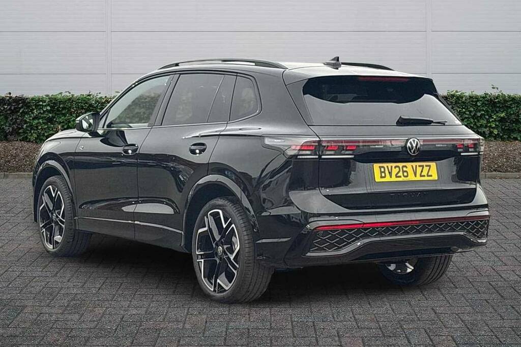 Volkswagen Tiguan 2.0 Tdi R-line Dsg BV26VZZ Black #3