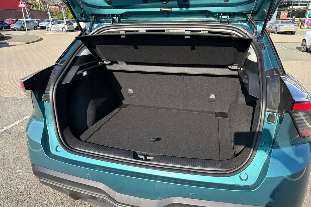 MG MG4 170Kw Premium Long Range 64Kwh BN26KFX Green #2