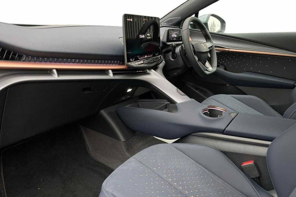 Cupra Tavascan 210Kw V2 77Kwh White #2
