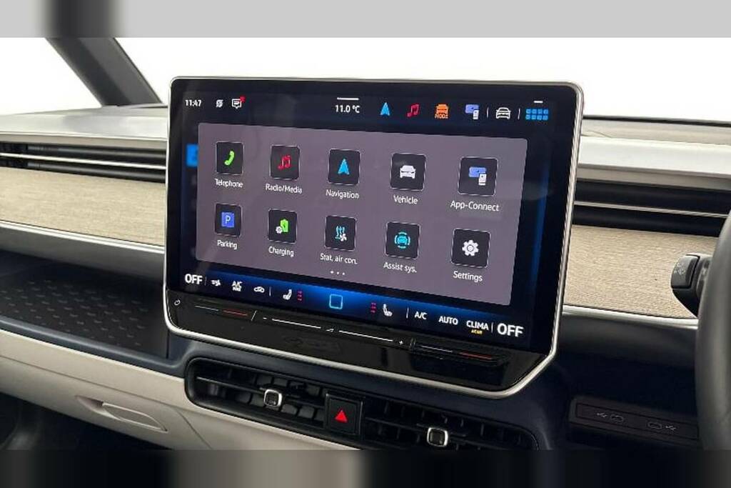 Volkswagen ID.Buzz 210Kw Style Pro 86Kwh Lwb 7 Seat Blue #6
