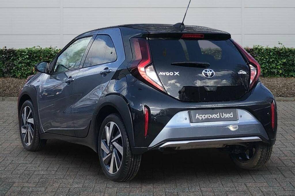 Toyota Aygo X 1.0 Vvt-i Exclusive Canvas VU24ULX #2