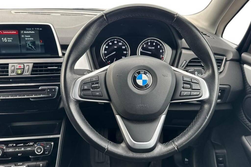 BMW 2 Series Gran Tourer 218I Se White #5