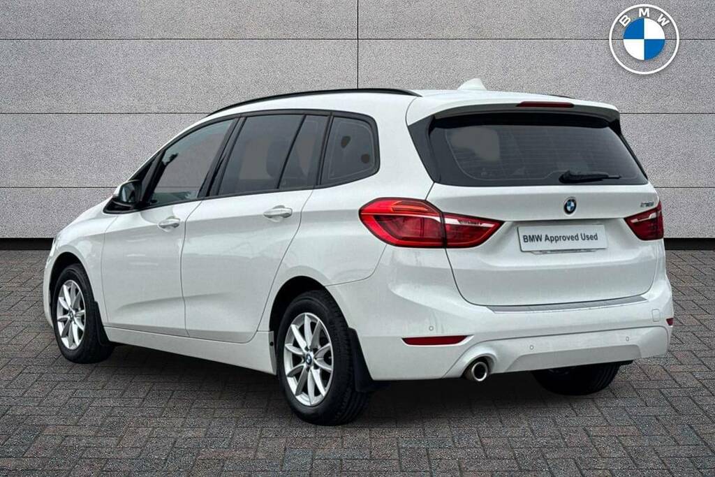 BMW 2 Series Gran Tourer 218I Se White #2