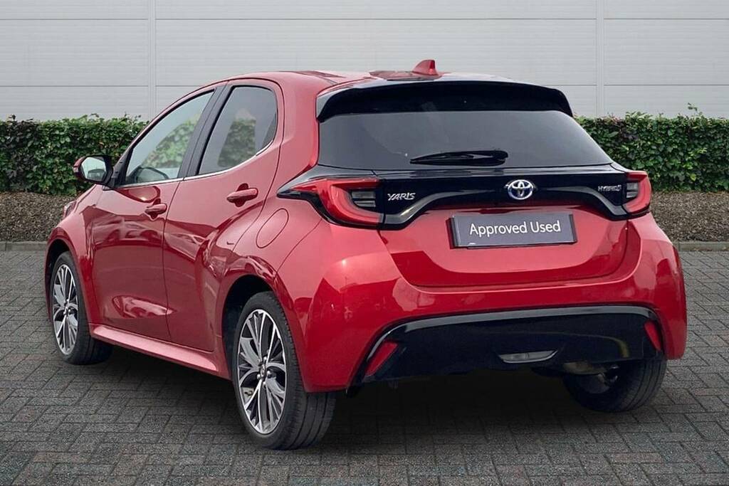 Toyota Yaris 1.5 Hybrid Excel Cvt CP72LAE #2