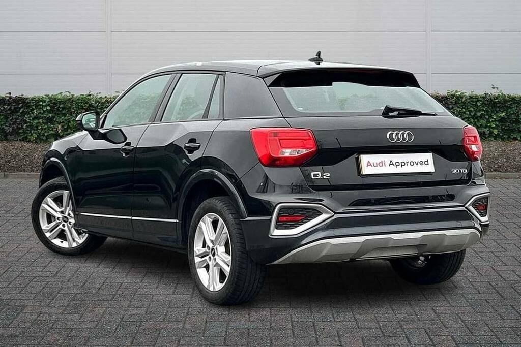 Audi Q2 30 Tdi Sport S Tronic Black #3