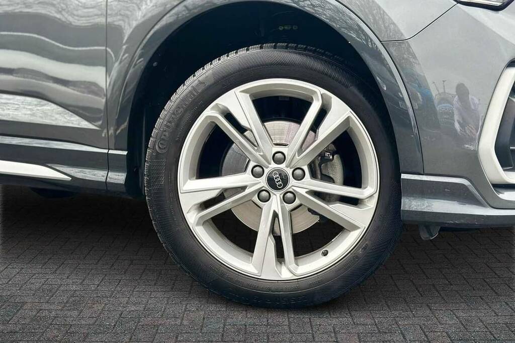 Audi Q3 35 Tfsi S Line BV72SWX Grey #5