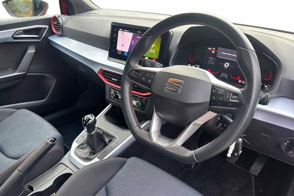 Seat Arona 1.0 Tsi 110 Fr VE23FPO Red #6