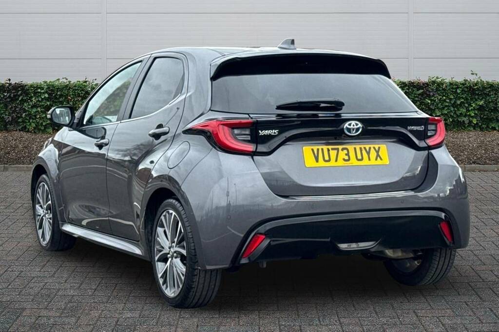 Toyota Yaris 1.5 Hybrid Excel Cvt VU73UYX Grey #2