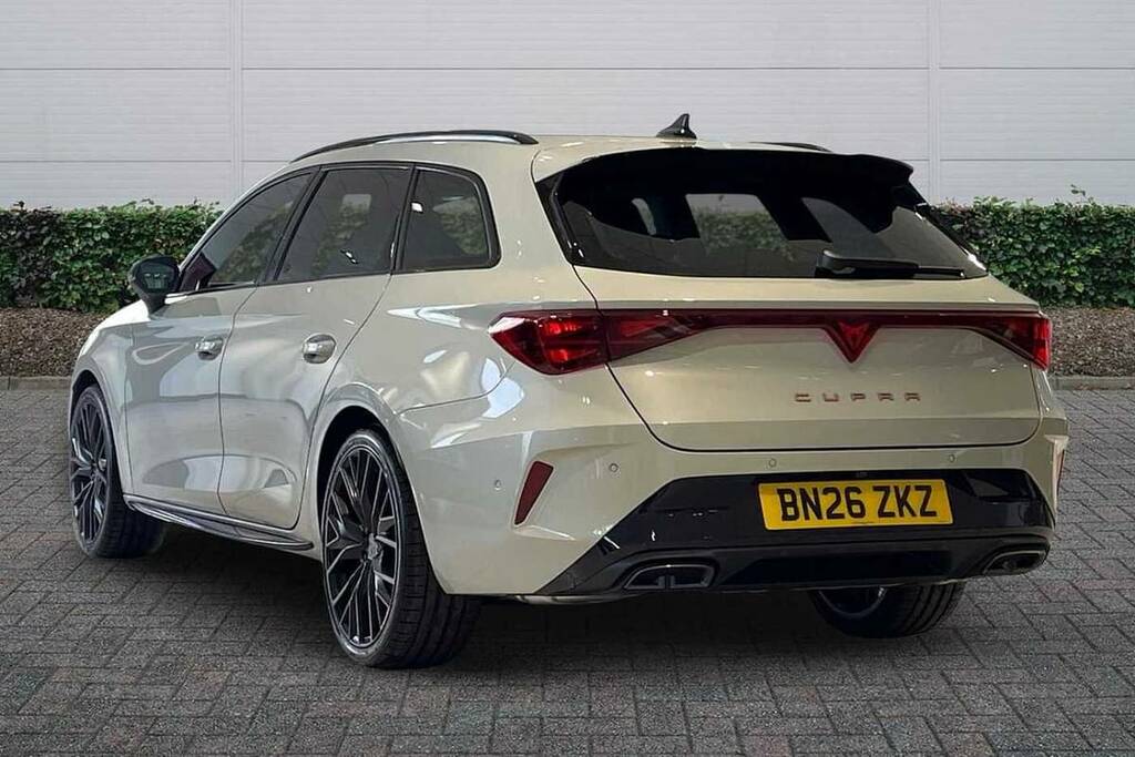 Cupra Leon 1.5 Etsi 150 Shadow Edition Dsg BN26ZKZ Grey #3