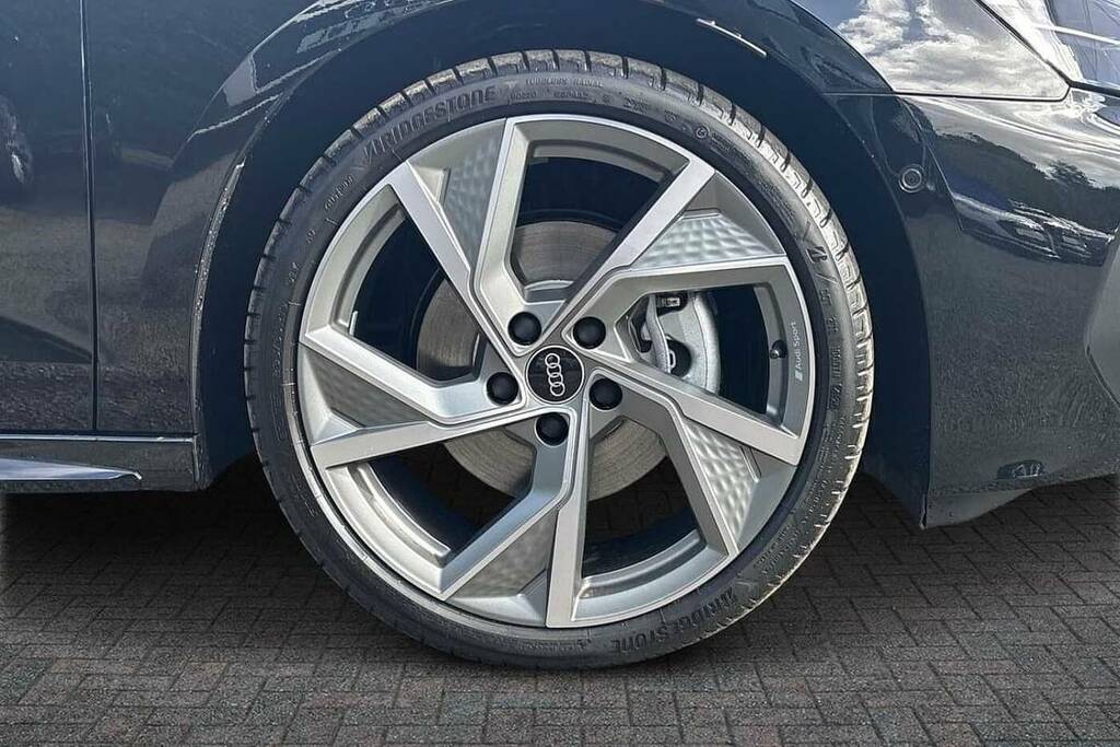 Audi A3 2.0 Tdi 150 Black Edition S Tronic Black #5