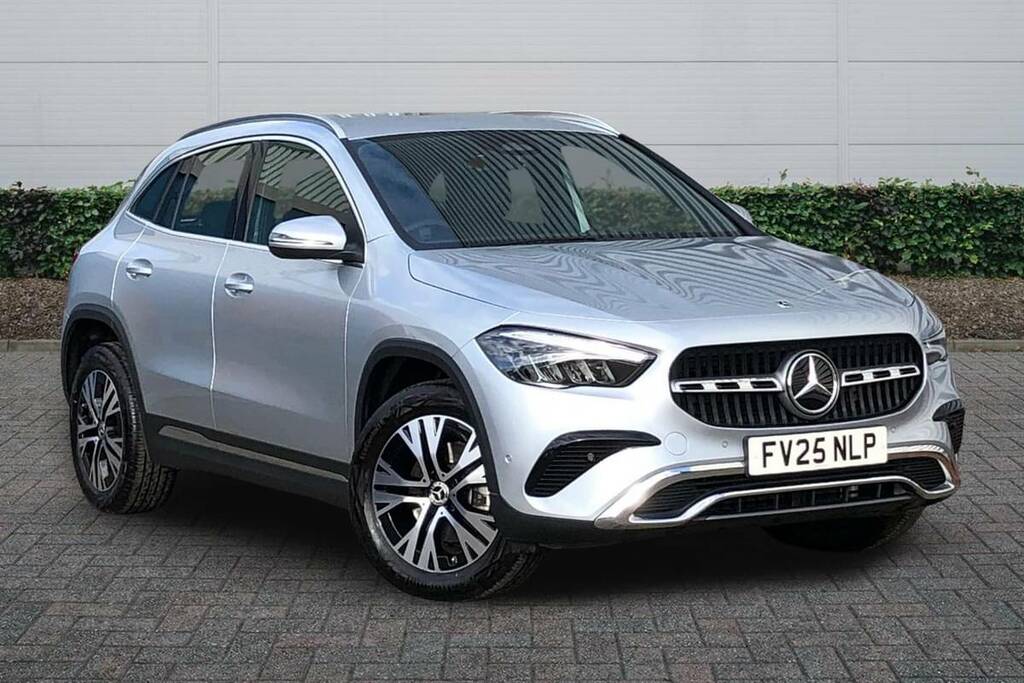 Mercedes-Benz GLA Class 200 Sport Executive Silver