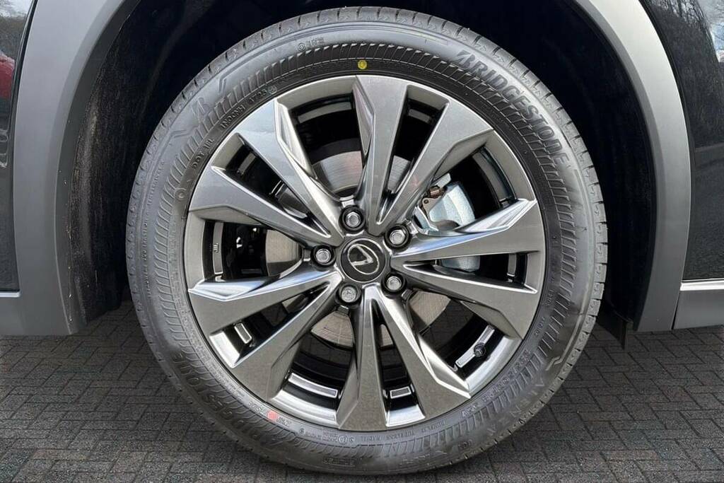 Lexus UX 300H 2.0 F-sport Design Tech Cvt #6