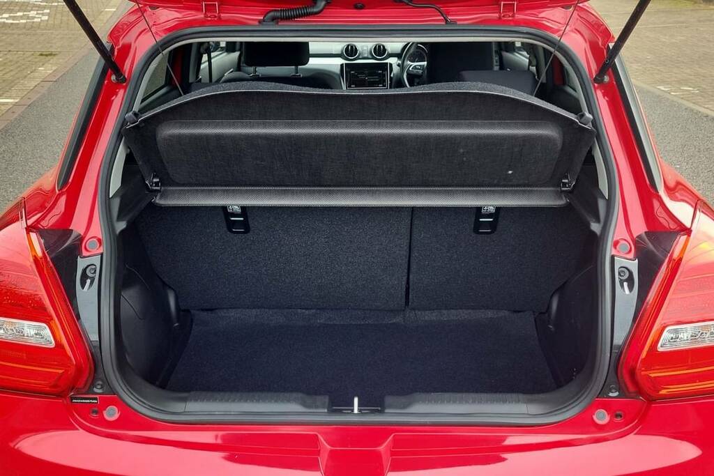 Suzuki Swift 1.2 Dualjet 83 12V Hybrid Sz-l NL23WNU Red #2