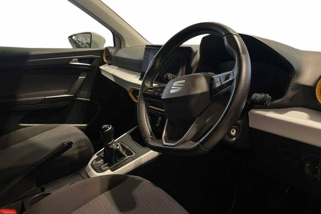Seat Arona 1.0 Tsi Se Technology BC73GNP White #6