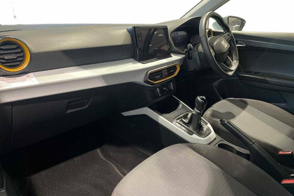Seat Arona 1.0 Tsi Se Technology BC73GNP White #2